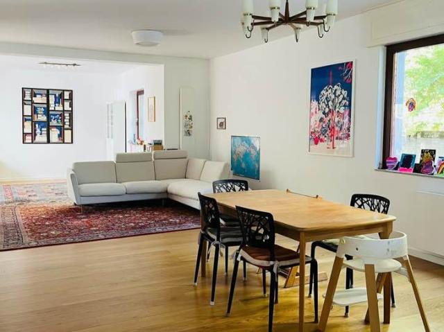 Furnished 5 room apartment 230 sqm in the diplomatic quarter ideal for families, Frankfurt Amsterdam Apartments for Rent