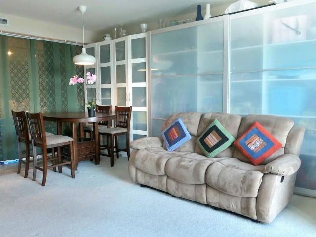 FURNISHED, 800 sf, 24th floor Panoramic View — 1 Bedroom Condo Unit