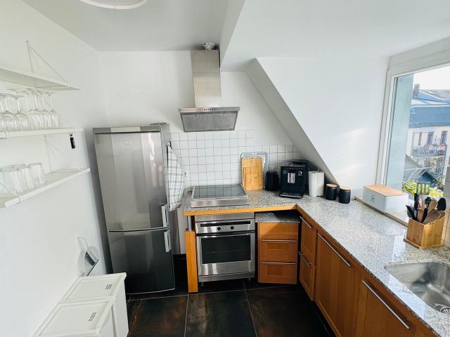 Furnished 95 sqm apartment in Leipzig city center – 2 bedrooms, 2 bathrooms & Balcony/Terrace, Leipzig Amsterdam Apartments for Rent