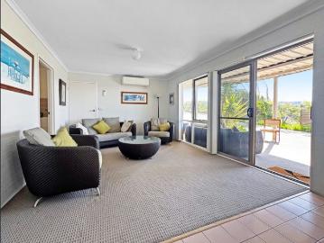 Furnished Comfort in Desirable Tura Beach