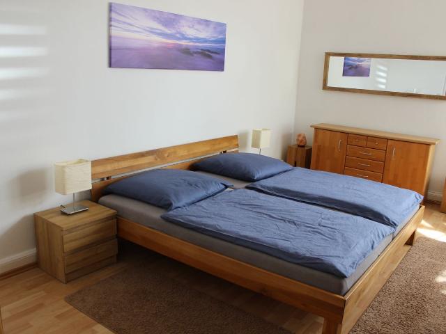 Furnished, centrally located 2 room apartment with a private entrance and winter garden in an Art Nouveau villa, Wiesbaden Amsterdam Apartments for Rent