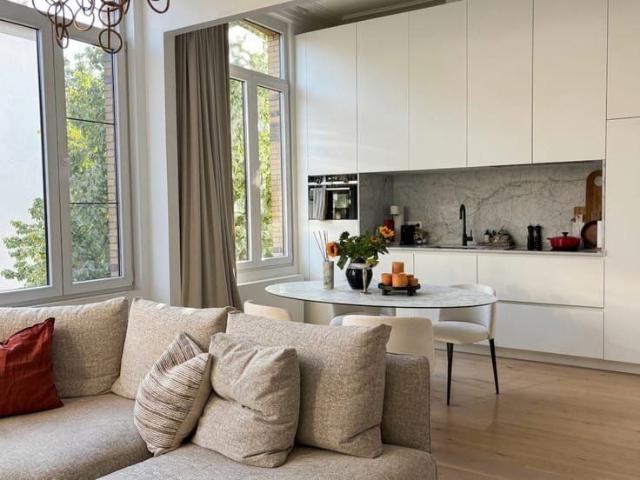 Furnished charming apartment in a small scale building