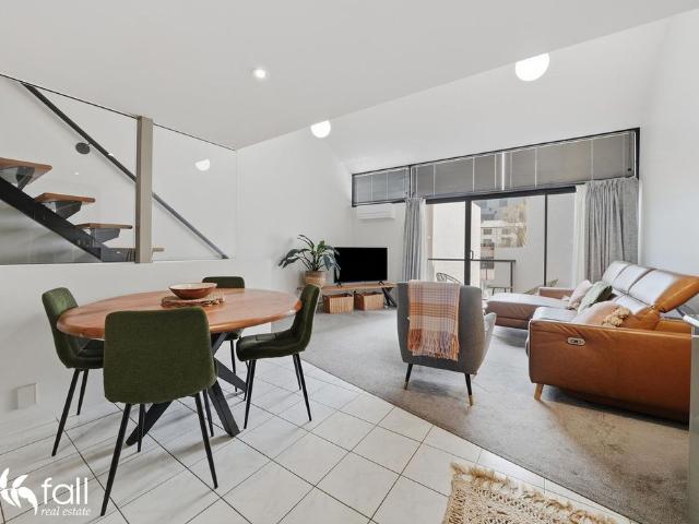 Furnished City Townhouse