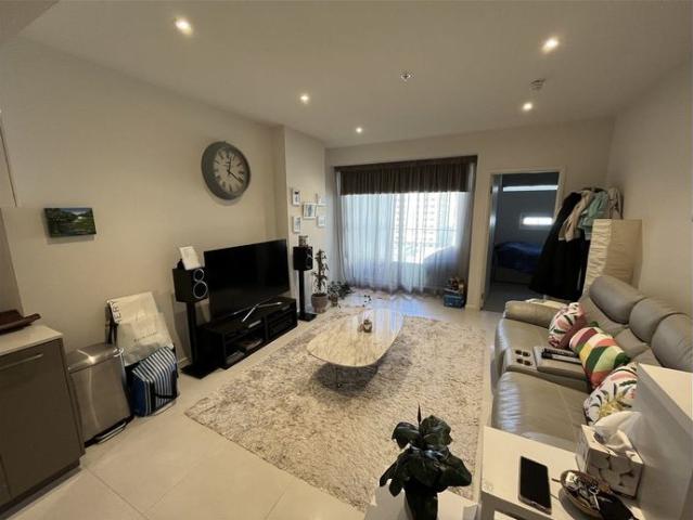 Furnished city living!