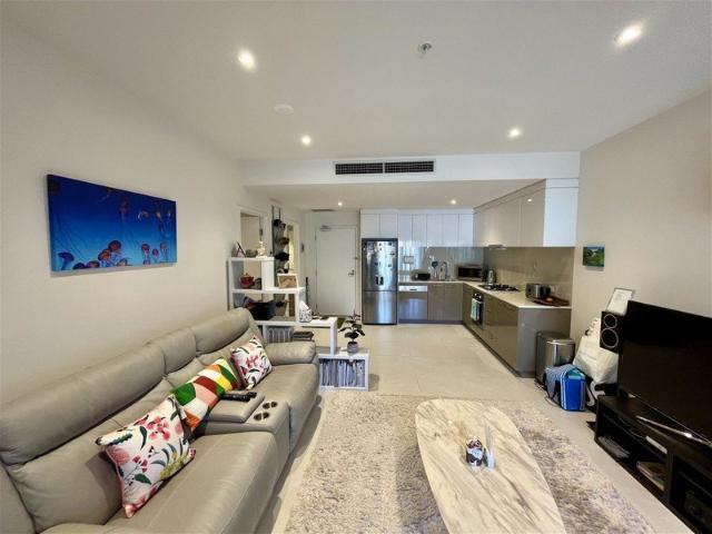 Furnished city living!