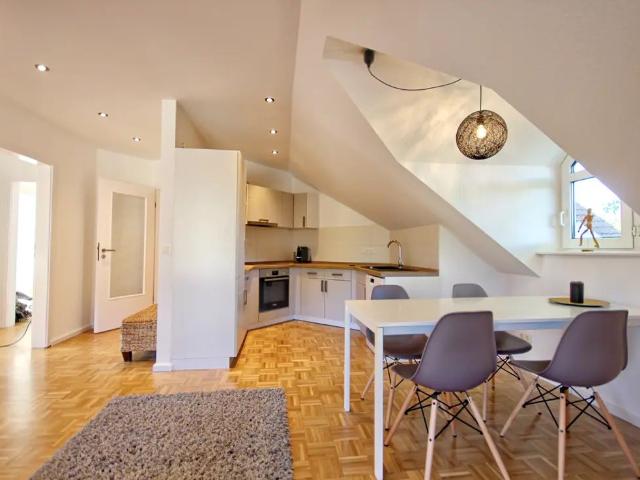 Furnished and modernized 3 room ground floor apartment with balcony in Babelsberg, Potsdam Amsterdam Apartments for Rent