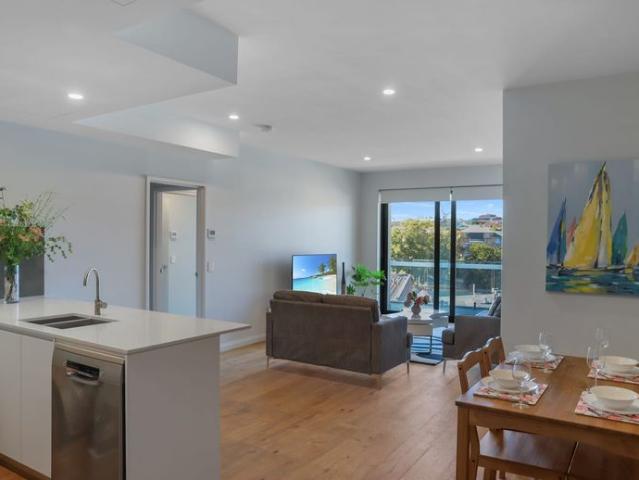 Furnished and Equipped Urban Escape!