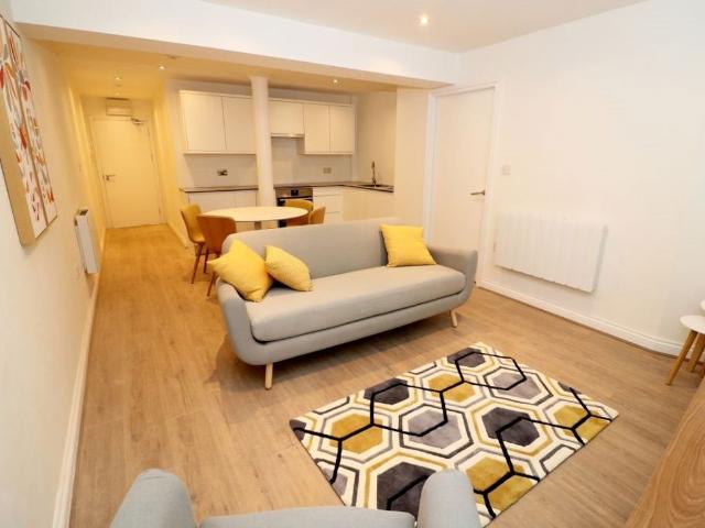 Furnished Apartment, Albion House BD1, 1 bed flat to rent, £625 pcm | PrimeLocation