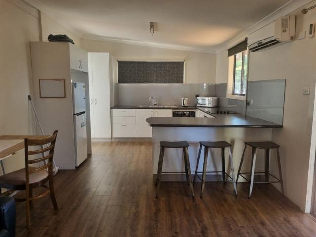 Furnished Apartment, Central Dubbo overlooking the showground