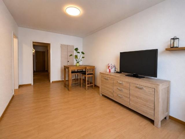 Furnished apartment for rent CHF 900. Charges included