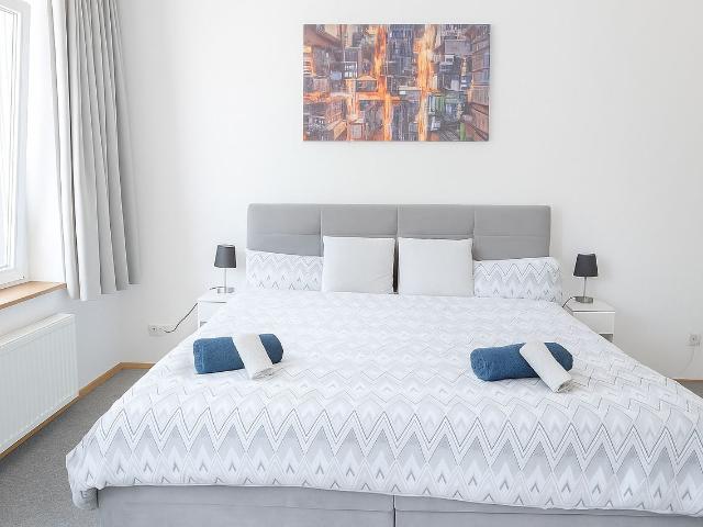 Furnished apartment for rent in the center of Düsseldorf, Dusseldorf Amsterdam Apartments for Rent