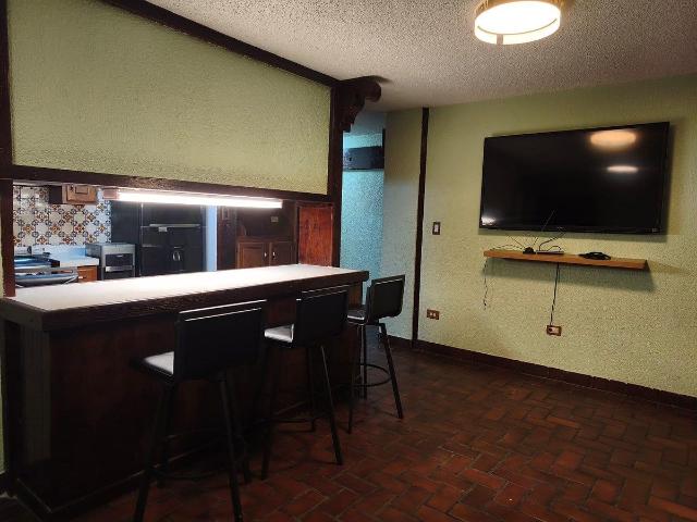 Furnished apartment for rent with 3 bedrooms in Hacienda Agua Caliente