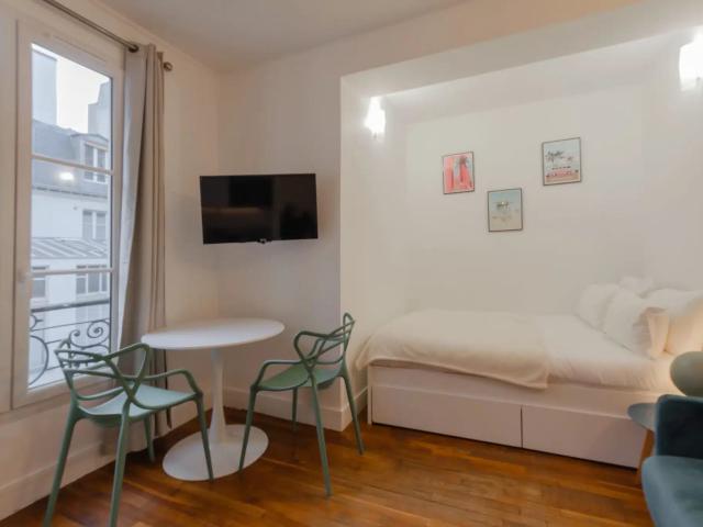 Furnished Apartment for Rent 1 room 18 m² Temple République 75003 Paris S03452