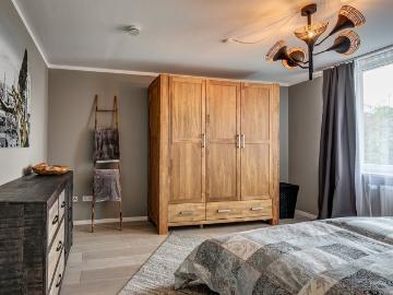 Furnished apartment in mint condition
