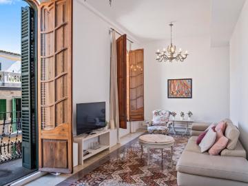 Furnished apartment in a tastefully style in Santa Catalina
