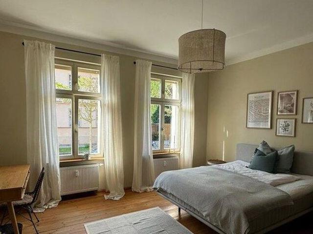 Furnished apartment in Babelsberg with garden access