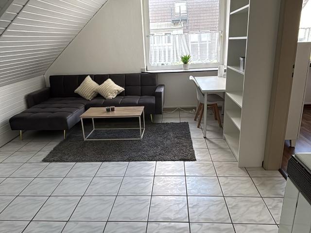 Furnished apartment in Düsseldorf Eller, Dusseldorf Amsterdam Apartments for Rent
