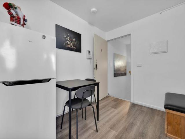 Furnished Apartment in heart of Dandenong! All Bills Included