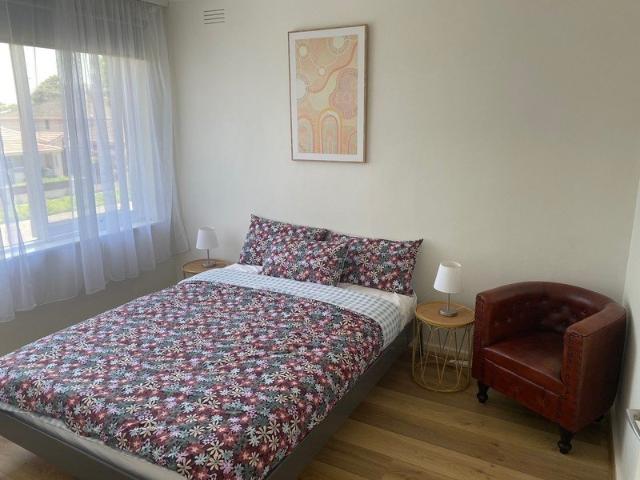 Furnished Apartment in Prime Riverside Pocket