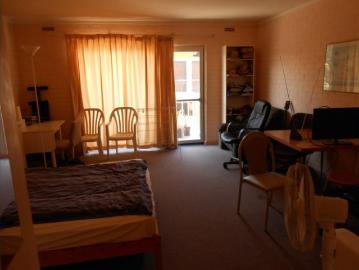 Furnished Apartment in Prime Uni Location