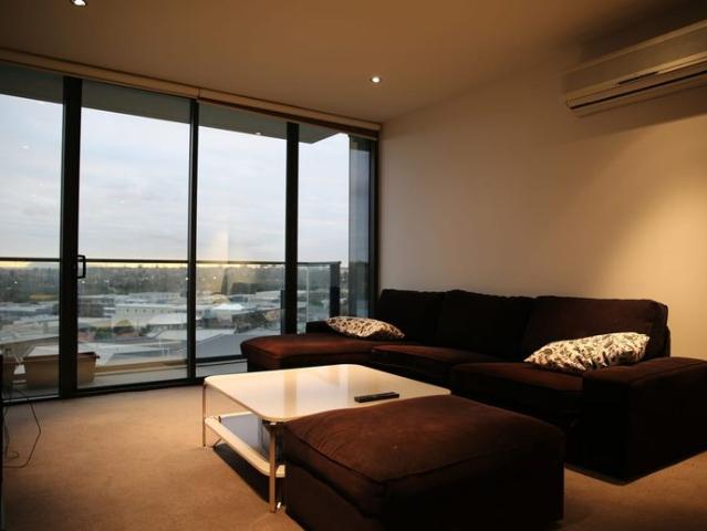 Modern Apartment in the Heart of Tooronga Shopping Precinct