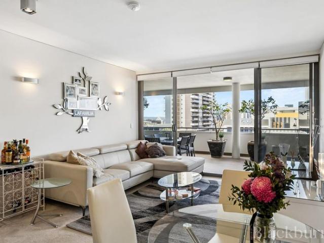 Furnished Apartment in the Heart of West Perth with City Views