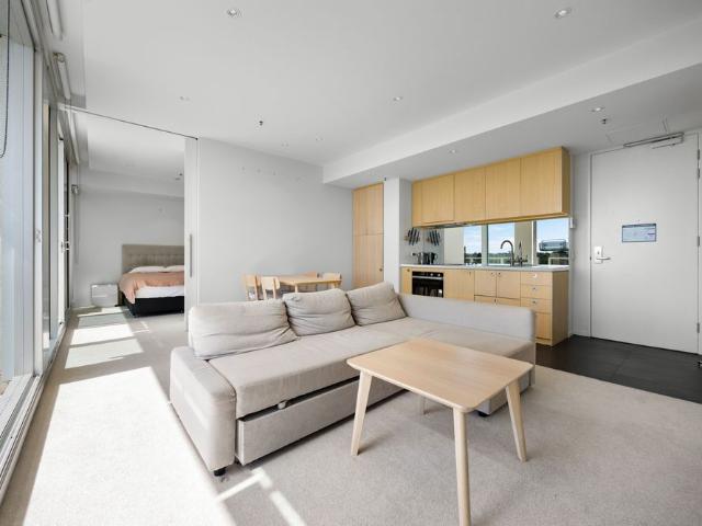 Furnished Apartment Living with Hills Views & Resort Style Facilities