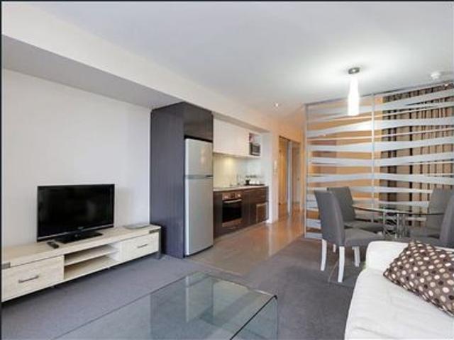 Furnished Apartment Perfect CBD Living!