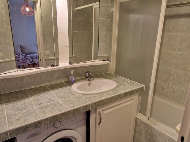 Furnished Apartment with Balcony & Parking – Paris 15th