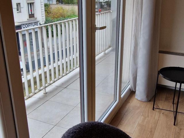 Furnished Apartment with Balcony & Parking – Paris 15th, Paris Amsterdam Apartments for Rent