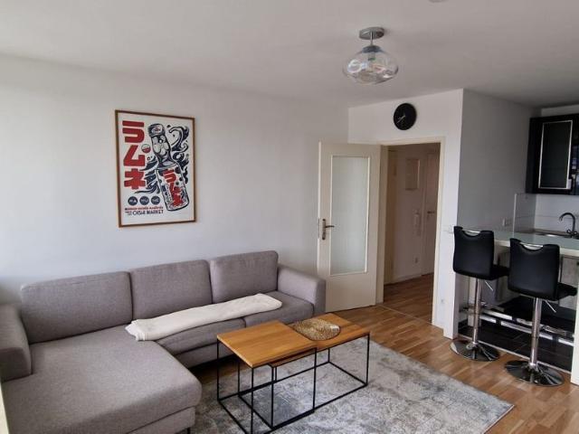 Furnished Apartment with Top Location in Düsseldorf, Dusseldorf Amsterdam Apartments for Rent