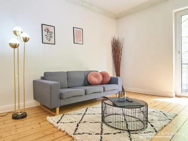 Furnished apartment with two balconies in the popular Hamburg Eimsbüttel