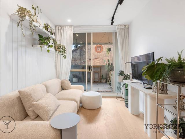 Furnished Apartment 4 month lease term