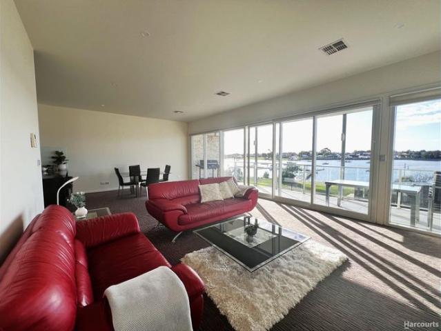 Furnished Apartment!