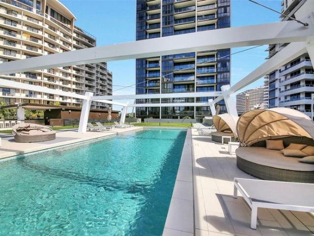 Furnished Avani Broadbeach 2 bedroom Apartment