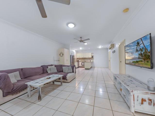 Furnished Baybreeze Apartment