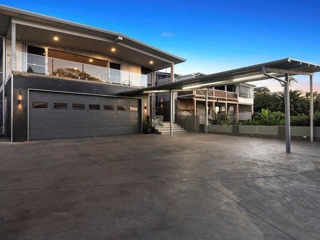 Furnished Beach House on Woolgoolga Headland