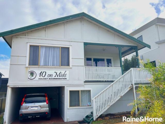 Furnished Beachside Retreat