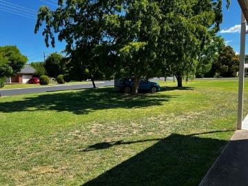 Furnished Bedsitter Tumut