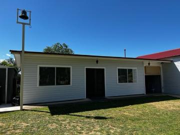 Furnished Bedsitter Tumut