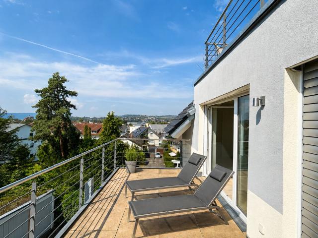 Furnished bright 3 room apartment with lake view in a central location in Überlingen
