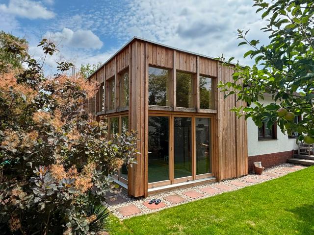 Furnished bungalow house for rent in Berlin Zehlendorf
