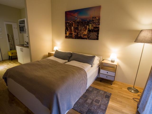 Furnished Business Studio Apartment Munich Trade Fair | WiFi 200 Mbps, Munchen Amsterdam Apartments for Rent