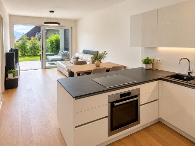 Furnished Garden Apartment at Kreuzbergl – 53 sqm South Facing Outdoor Area, near University & Lakeside