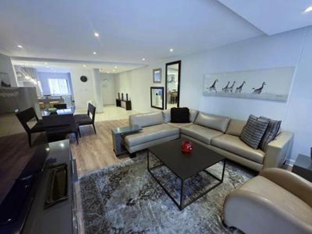 furnished garden 3 bed 2.5 bathroom.