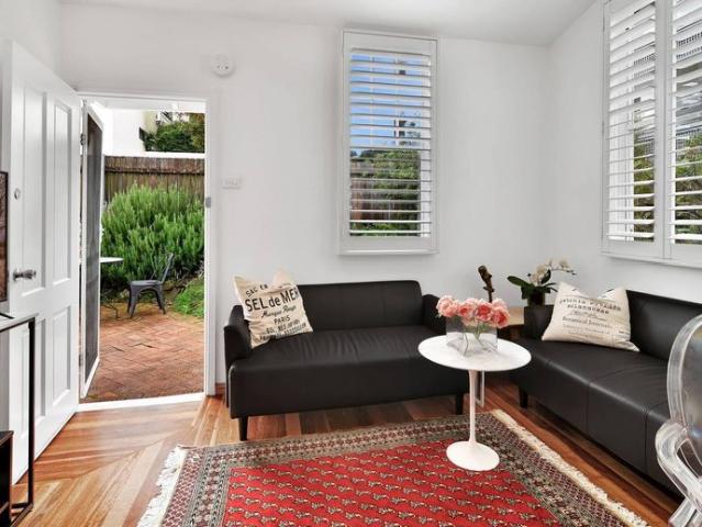 Furnished ground floor