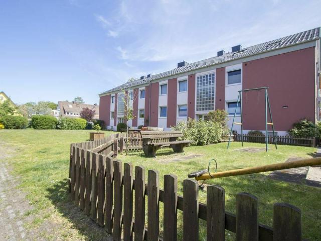 Furnished designer apartment in optimal traffic location, Hannover Amsterdam Apartments for Rent