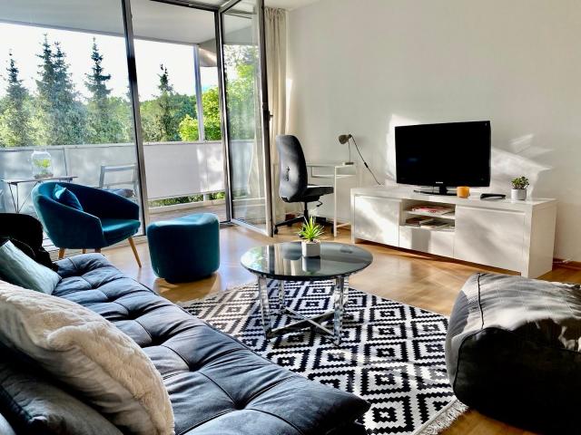 Furnished dream apartment by the English Garden+Pool