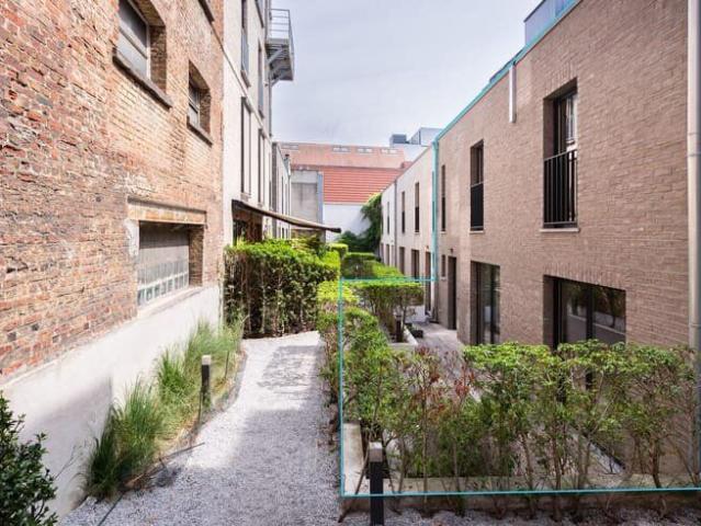 Furnished duplex apartment with terrace in Kloosterstraat