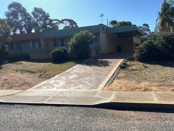 Furnished Duplex Returning $330 Per Week